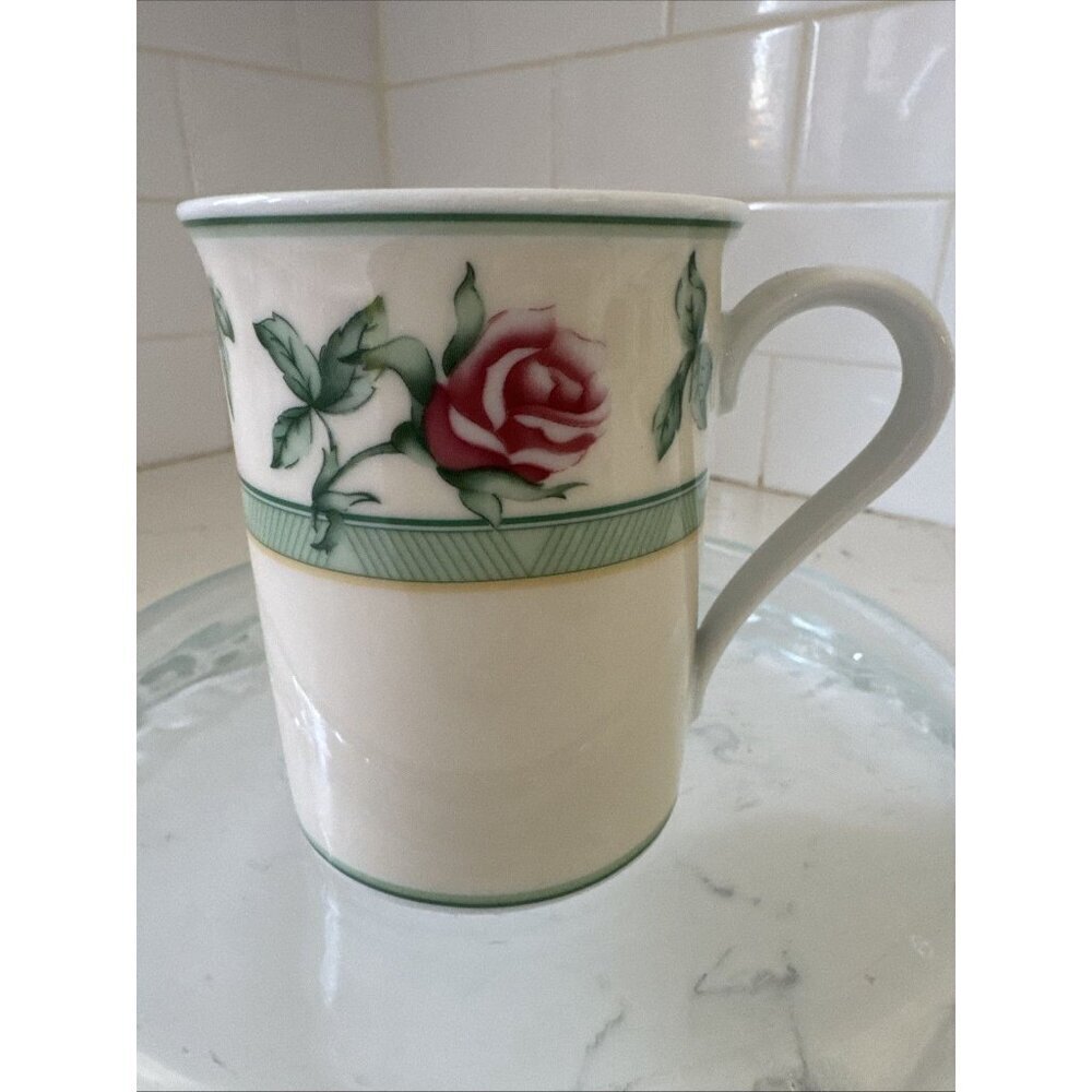 Wedgewood English Cottage Rose Coffee Mug - Picture 5 of 11